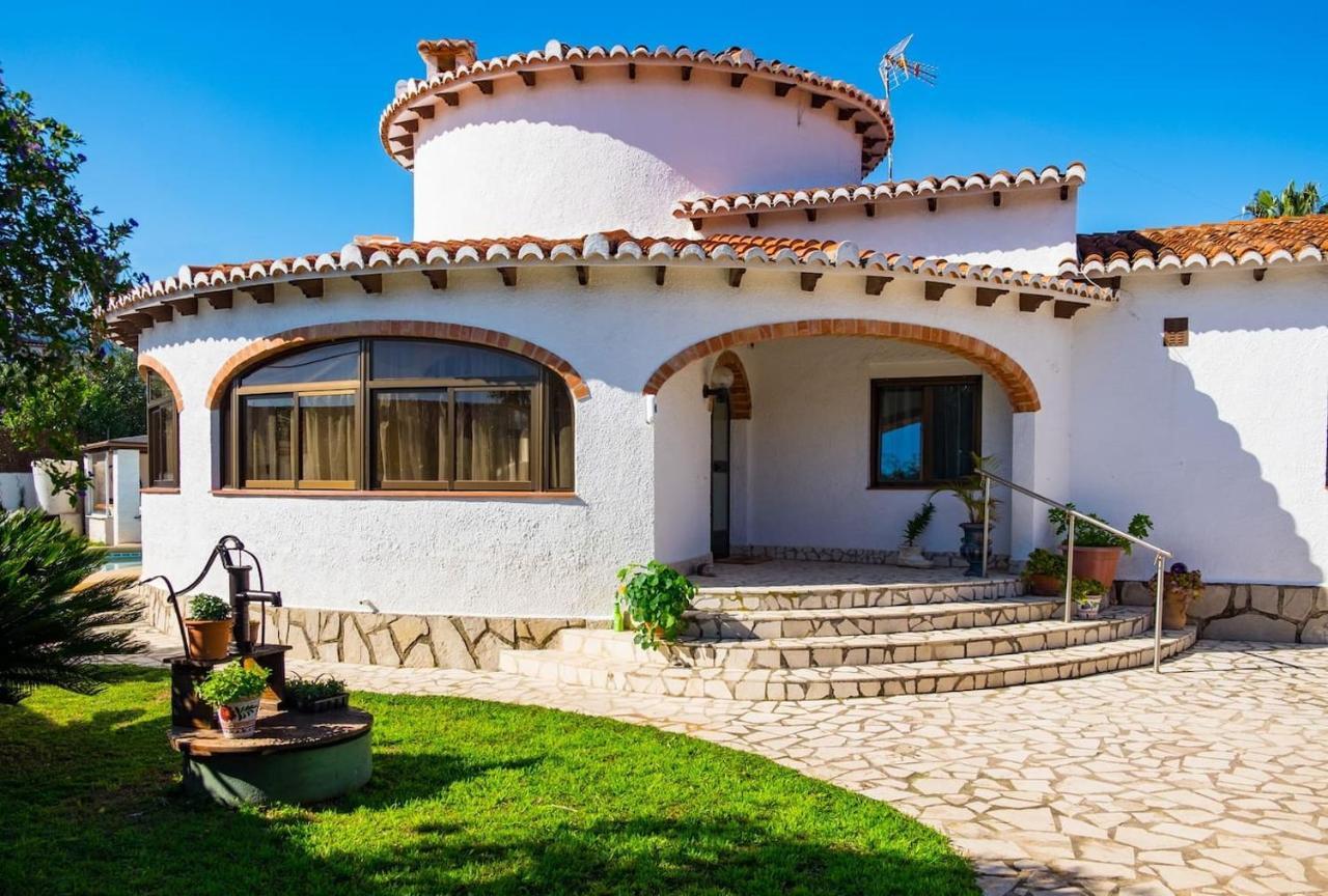 Villa Riu Altaret Дения Екстериор снимка