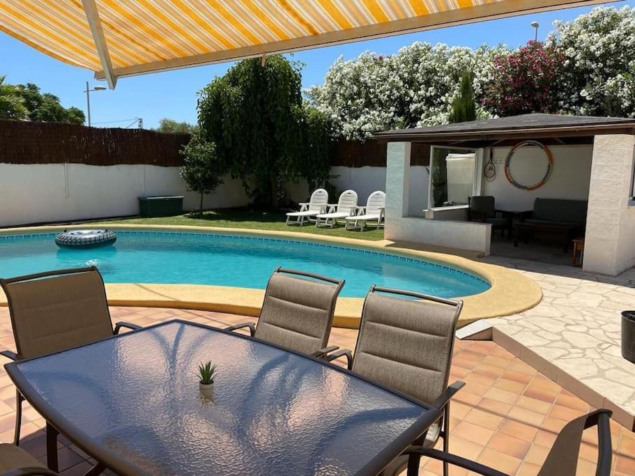 Villa Riu Altaret Дения Екстериор снимка