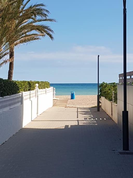 Villa Riu Altaret Дения Екстериор снимка